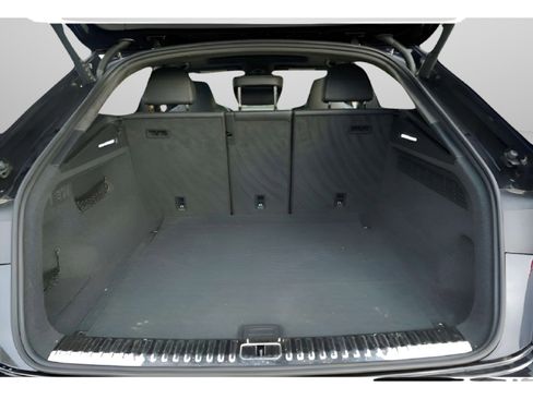 Used 2021 Audi RS Q8 w/ Luxury Package image 23