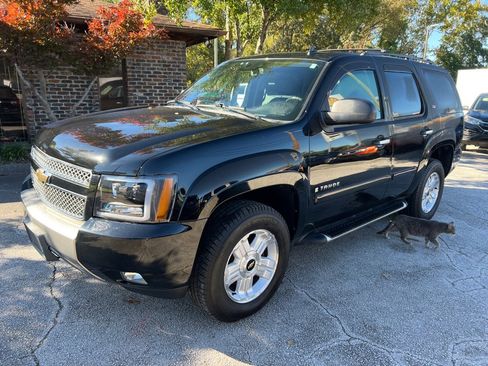 Used 2008 Chevrolet Tahoe LT w/ LT Preferred Equipment Group image 1