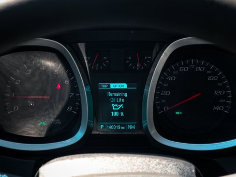 Used 2017 Chevrolet Equinox LS FWD image 21