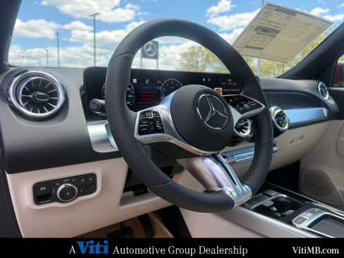 New 2026 Mercedes-Benz GLB 250 4MATIC image 12