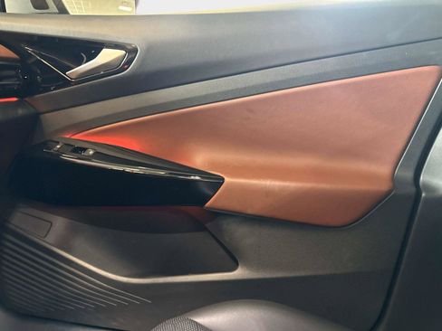 Certified 2022 Volkswagen ID.4 Pro S image 23