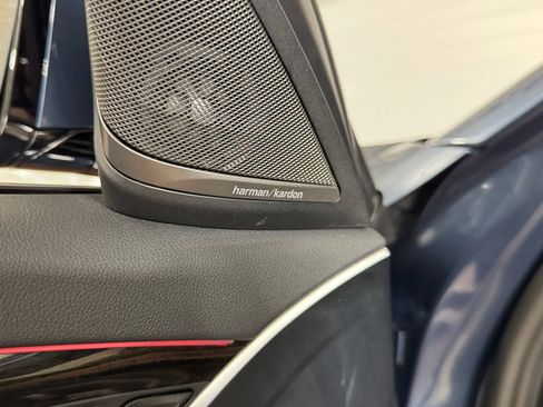 Used 2023 BMW 530i xDrive w/ Premium Package image 17