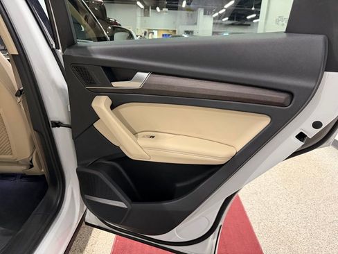 Used 2021 Audi Q5 2.0T Premium Plus w/ Premium Plus Package AWD/4WD image 31