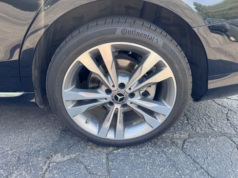 Used 2018 Mercedes-Benz C 300 4MATIC Sedan image 15