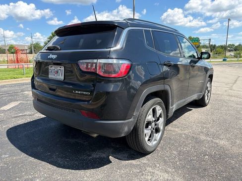 Used 2019 Jeep Compass Limited AWD/4WD image 5