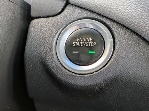Certified 2020 Chevrolet Equinox LS FWD image 25