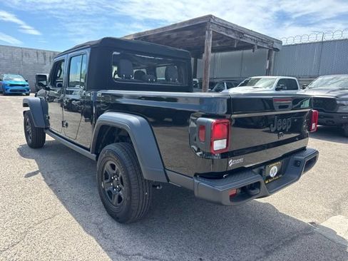 Used 2024 Jeep Gladiator Sport AWD/4WD image 7