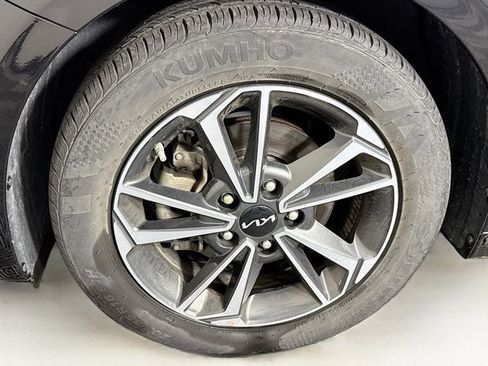 Certified 2023 Kia Forte LXS FWD image 27