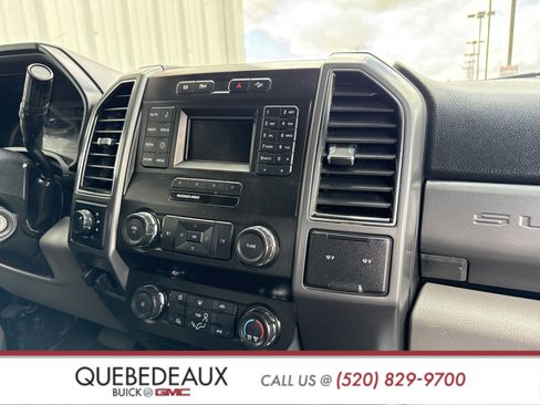 Used 2019 Ford F250 XLT w/ FX4 Off-Road Package image 47