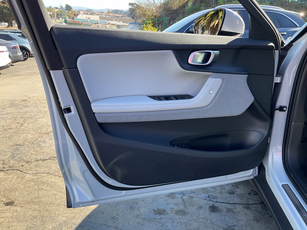 Used 2024 Polestar Polestar 2 AWD/4WD image 26