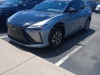 Used 2025 Lexus RZ 450e w/ Technology Package AWD/4WD video 1