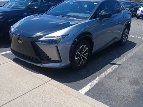 Used 2025 Lexus RZ 450e w/ Technology Package AWD/4WD image 1