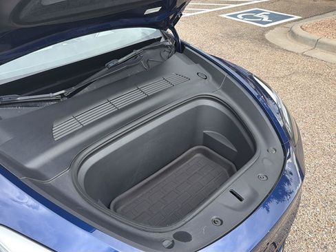 Used 2022 Tesla Model Y Performance AWD/4WD image 14