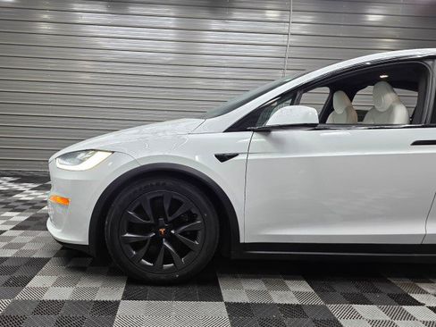 Used 2022 Tesla Model X AWD/4WD image 39