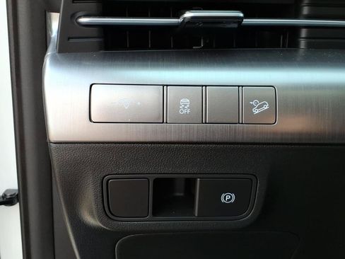 Used 2025 Hyundai Kona SEL AWD/4WD image 9