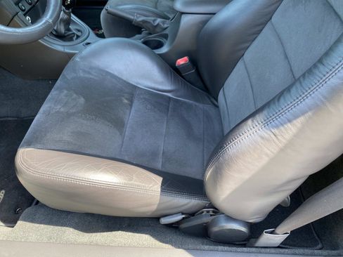 Used 2004 Ford Mustang Cobra RWD image 22