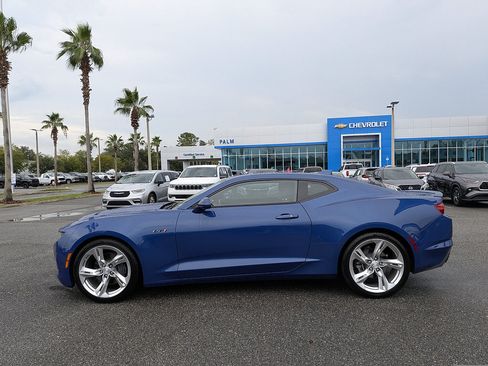 Certified 2021 Chevrolet Camaro LT RWD image 6