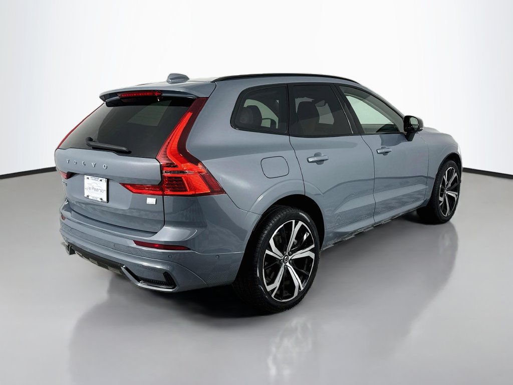 Used 2024 Volvo XC60 T8 Ultimate w/ Climate Package AWD/4WD image 9