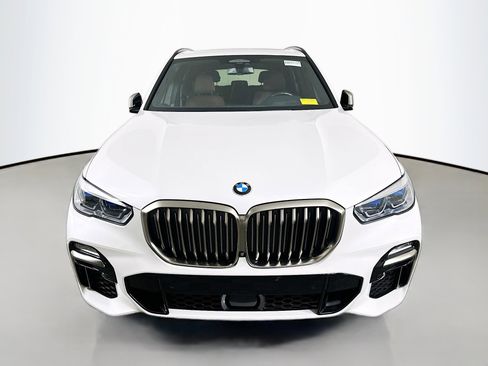 Used 2020 BMW X5 M50i w/ Executive Package image 2