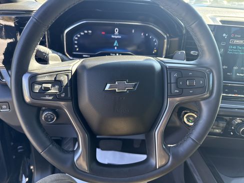 Used 2023 Chevrolet Silverado 1500 ZR2 w/ Technology Package image 18