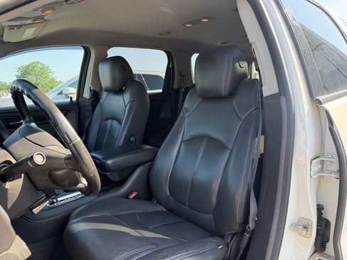 Used 2013 GMC Acadia SLE FWD image 8