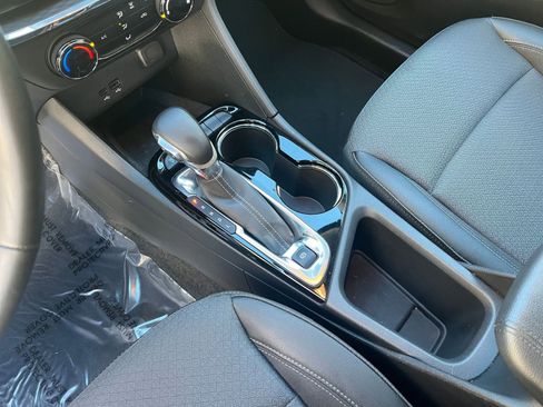 Used 2025 Buick Encore GX Preferred image 37