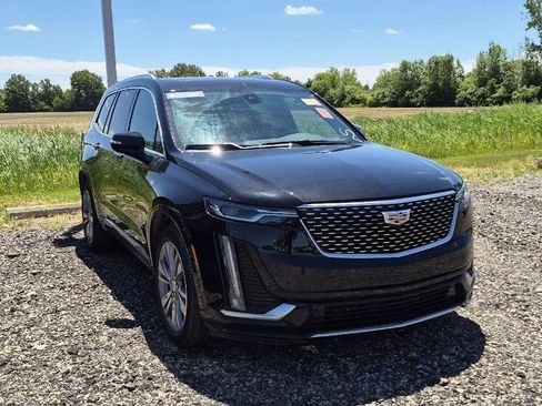 Used 2024 Cadillac XT6 Premium Luxury w/ LPO, Floor Liner Package AWD/4WD image 2
