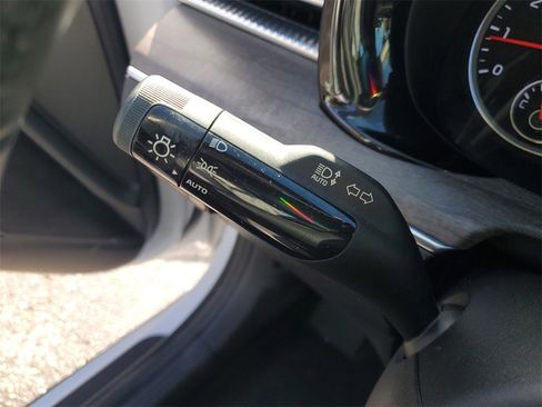 Used 2023 Kia K5 EX image 29