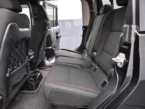 Used 2020 Jeep Gladiator Rubicon AWD/4WD image 26