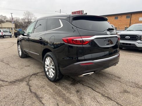 Used 2018 Buick Enclave Premium w/ Experience Buick Package image 6