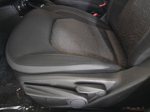 Used 2023 Jeep Renegade Latitude image 24