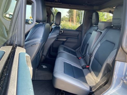 Used 2024 Ford Bronco Outer Banks AWD/4WD image 16