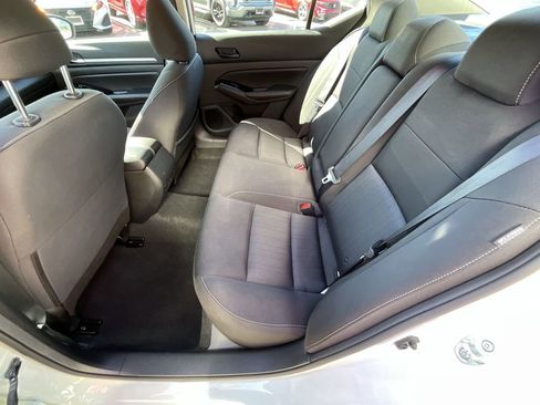 Used 2023 Nissan Altima 2.5 SV image 23