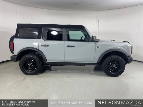 Used 2022 Ford Bronco Black Diamond AWD/4WD image 5