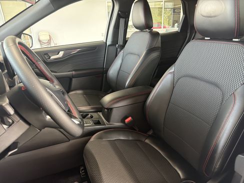 Used 2024 Ford Escape ST-Line w/ Tech Pack #1 AWD/4WD image 20