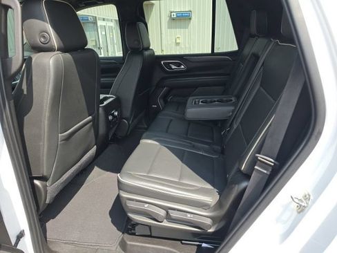 Used 2021 GMC Yukon SLT AWD/4WD image 10
