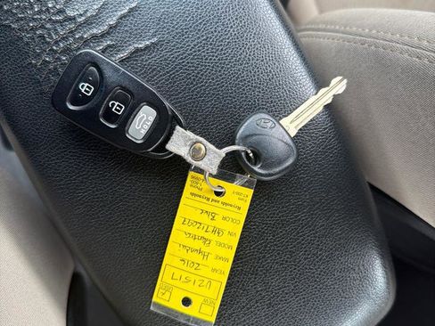 Used 2016 Hyundai Elantra SE image 26