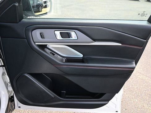 Certified 2025 Ford Explorer ST AWD/4WD image 28