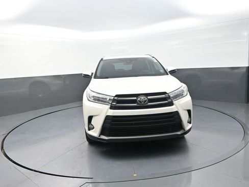 Used 2018 Toyota Highlander SE AWD/4WD image 27