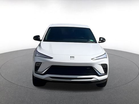 Used 2025 Buick Envista Sport Touring image 4