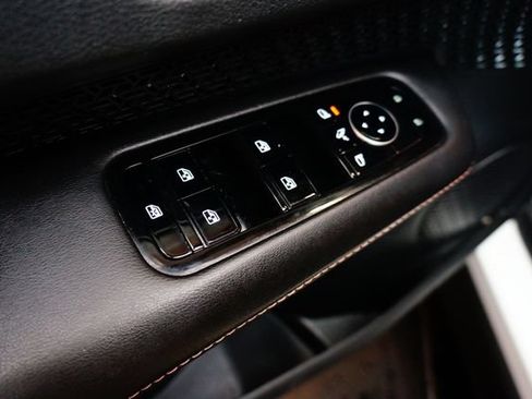 Certified 2023 Nissan Ariya FWD image 29