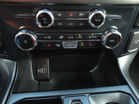 New 2026 Ford F150 Tremor AWD/4WD image 32