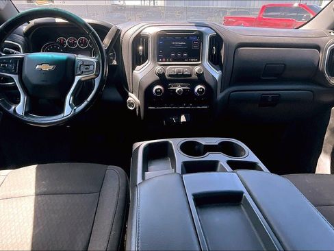 Used 2021 Chevrolet Silverado 1500 LT AWD/4WD image 14