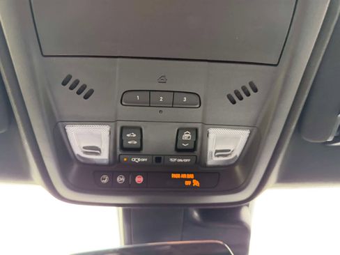 Used 2023 Cadillac XT4 Premium Luxury image 31