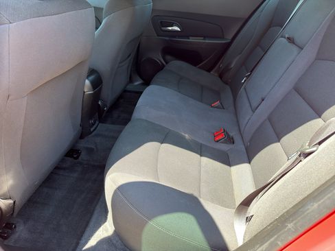 Used 2015 Chevrolet Cruze LT FWD image 10