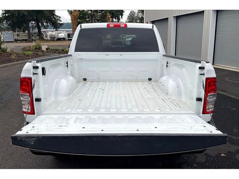 Used 2022 RAM 2500 Big Horn w/ Cold Weather Group image 35