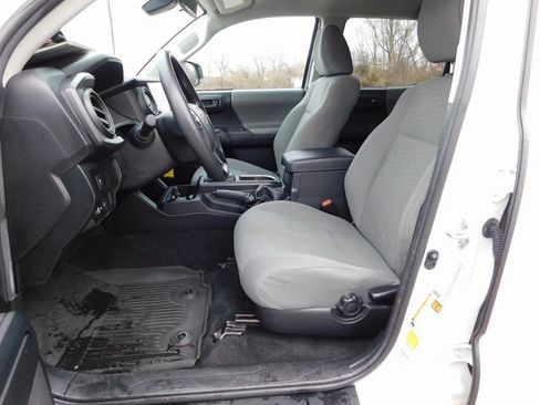 Used 2021 Toyota Tacoma SR image 15