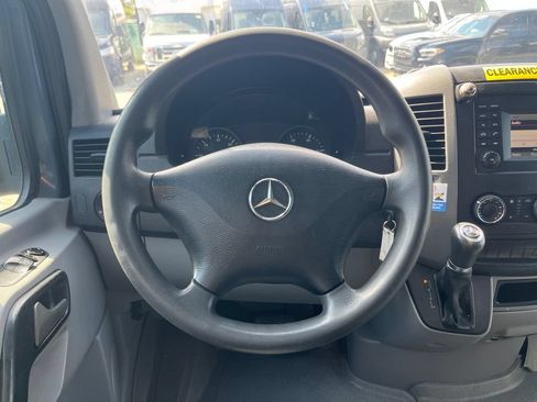 Used 2018 Mercedes-Benz Sprinter 2500 image 15