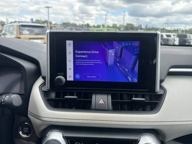 Used 2023 Toyota RAV4 XLE w/ Convenience Package FWD image 18