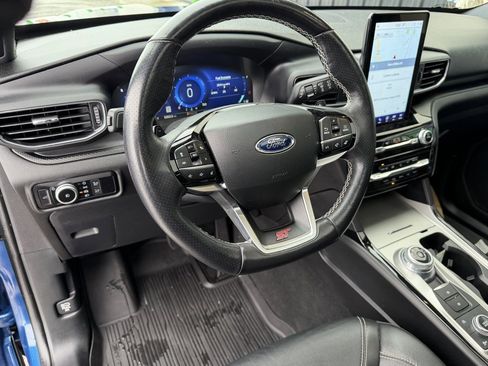 Used 2022 Ford Explorer ST w/ Equipment Group 401A image 15